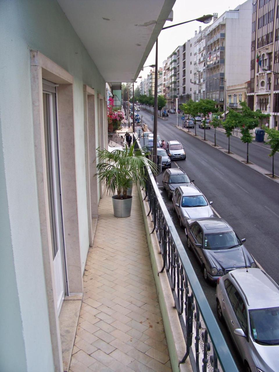 Almirante 1 Four Bedrooms ลิสบอน ภายนอก รูปภาพ